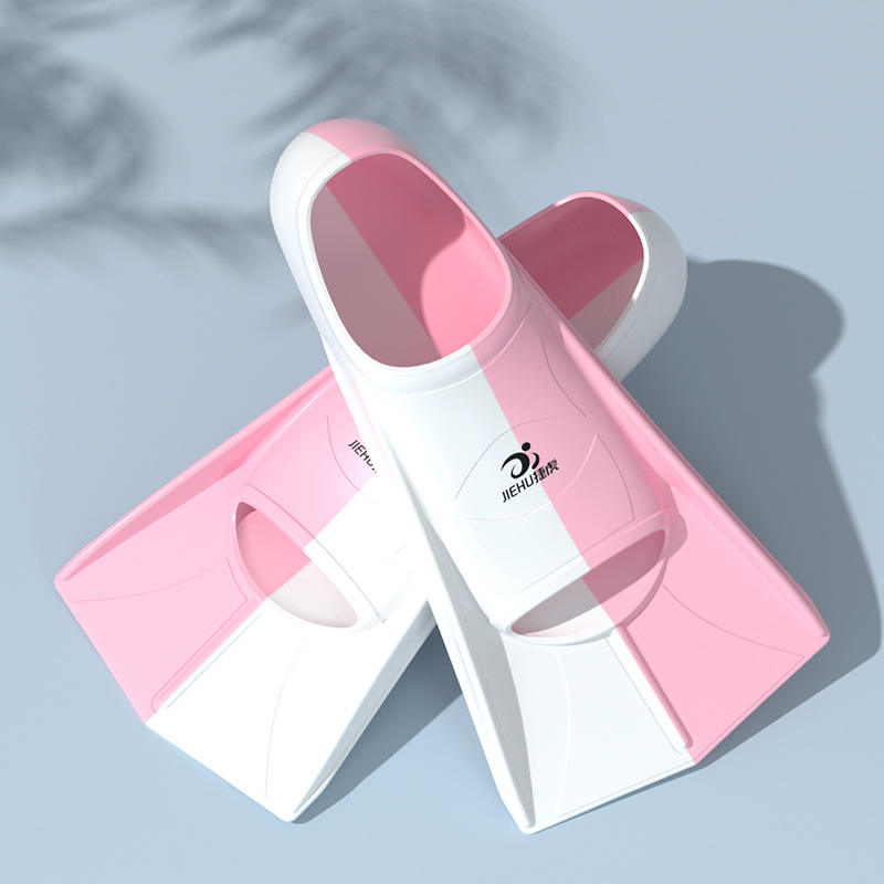 สีน้ำเงินและสีขาวแบบทูโทน