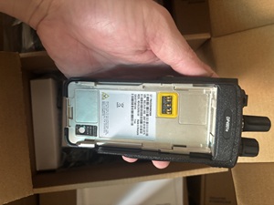 Ban đầu cho Motorola XPR 7550e dgp8550e dp4801e hai chiều cho đài phát thanh bán buôn UHF/VHF Walkie-Talkie với 50km GPS/Wifi để bán - Product Image 6
