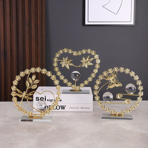 Mueble para TV y Vinoteca de Diseño Moderno y Lujo Ligero, Decoración de Oficina, Adornos de Arte Metálico con Bola de Cristal y Hojas para el Hogar - Product Image 1