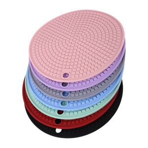 Alfombrilla de Silicona de Diseño Moderno para Ollas, Directo de Fábrica, Antideslizante, Resistente al Calor, para Repostería, Utensilios de Cocina - Product Image 4