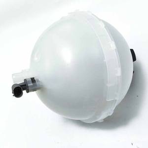 OE 17138614293 Phụ Kiện Xe Hơi động cơ Tản nhiệt nước làm mát bể mở rộng cho BMW 5 Series F07 F10 F18 F11 528i 528i - Product Image 5