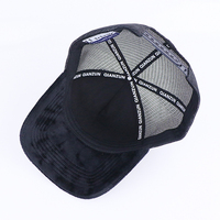Gorra de camionero de terciopelo personalizada de malla al por mayor, gorra de camionero estructurada de 5 paneles, gorras bordadas personalizadas de alta calidad