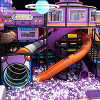Équipement de terrain de jeu intérieur coloré de haute qualité pour enfants, capacité de 500 kg, taille et thème personnalisables pour jeux d'aventure commerciaux