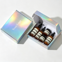 Boîte d'expédition cosmétique de luxe portable et écologique avec insert, finition mate holographique irisée et logo personnalisé pour produits de beauté