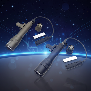 Linterna Táctica <span class=keywords><strong>de</strong></span> Aluminio <span class=keywords><strong>de</strong></span> Alta Calidad M640DF LED <span class=keywords><strong>de</strong></span> Largo Alcance con Luz Blanca para Supervivencia, Senderismo, Caza y Camping - Product Image 2