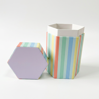 Boîtes en papier octogonales rigides de luxe personnalisées avec logo imprimé, emballages en gros de forme irrégulière pour cadeaux et cosmétiques