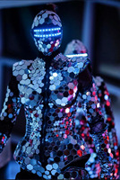 Costume de spectacle commercial conceptuel Alien Tech-Futuriste Guerrier Laser Dance Lens Performance Attire