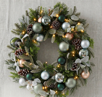 Guirlande de Noël pré-éclairée avec nœud en velours rouge, ornements variés, guirlande de Noël pour la décoration murale et de porte