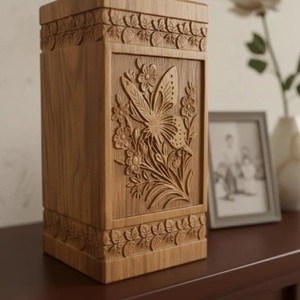 Compre una urna conmemorativa de madera tallada a mano de lujo con arte floral, urna para cenizas humanas en venta por exportadores. - Product Image 5