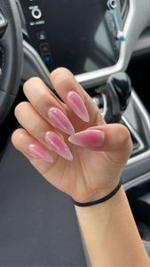 Uñas Postizas Minimalistas Aura con <span class=keywords><strong>Centro</strong></span> en Tono Rosa Sutil sobre Base Nude Suave, Lujo Discreto, Última Tendencia Viral - Product Image 2