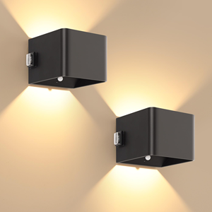 Applique murale LED cubique étanche IP65, orientable, en aluminium, pour décoration de jardin et porche, rechargeable - Product Image 1