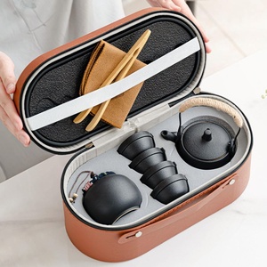 <span class=keywords><strong>Set</strong></span> da Tè in Ceramica Cinese Stile Design Europeo con Tazza in Argilla Viola, Borsa da Viaggio e Contenitore per Tè - Product Image 2