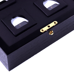 Boîte en <span class=keywords><strong>bois</strong></span> MDF laqué brillant sur mesure de qualité supérieure avec serrure dorée et couvercle magnétique pour emballage cadeau de bijoux et montres - Product Image 5