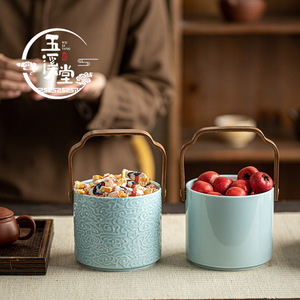 Panier à fruits en céramique Wu Xi Tang avec poignée, en porcelaine, pour fruits secs, thé et collations - Product Image 3