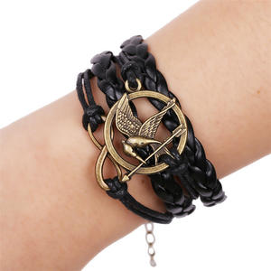 Pulsera de Cuero PU con Diseño de Jay de Los Juegos del Hambre, Estilo Vintage, para Hombre y Mujer - Product Image 1