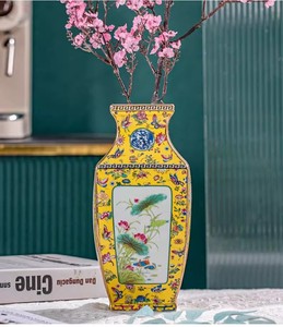 Vase en émail carré jaune fait à la main antique chinois Vase en céramique décor à la maison avec motif fleur et oiseaux complexe bord doré - Product Image 2
