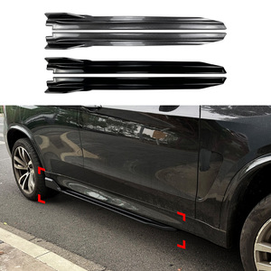 สปอยเลอร์ข้าง AMP-Z สีดำพ่นเงา ลายคาร์บอนไฟเบอร์ ผิวด้าน สำหรับ BMW X5 F15 M Sport ปี 2014-2018 ชุดแต่งตัวถัง - Product Image 1