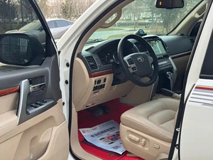 Toyota Land Cruiser LC200 4.0 V6 VX 1GR-FE 8 places, cadre à échelle, SUV tout-terrain 4x4, voitures d'occasion, export en gros - Product Image 2