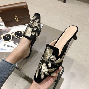 Chaussures Pour Femmes Talon 5CM Pointy Toe Kitten Low Heels <b>Slippers</b> Women Mules Shoes - Product Image 1