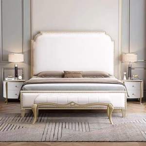 <span class=keywords><strong>Lit</strong></span> doux en chêne européen classique Chambre à coucher classique Lits en bois King Oak Ensemble <span class=keywords><strong>de</strong></span> meubles <span class=keywords><strong>de</strong></span> chambre à coucher classiques pour villa <span class=keywords><strong>Maison</strong></span> avec tabouret - Product Image 1