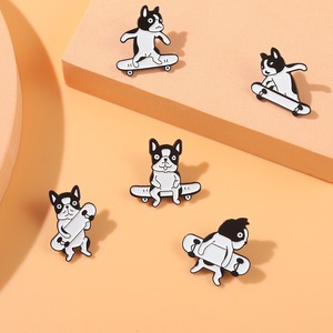 Épingles à revers personnalisées en émail de dessin animé, plaquées 3D, imprimées en relief, drôles, pour animaux de compagnie, chiens, skateboard, <span class=keywords><strong>Shar</strong></span> <span class=keywords><strong>Pei</strong></span>, badge en métal, acier inoxydable - Product Image 4