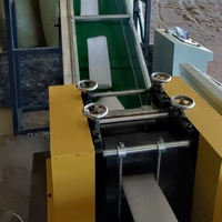 Volledig automatische Huixinda EPE schuim fruit- en groentennet maakmachine met PLC-besturing, enkelvoudige schroefextruder, 75 mm diameter profiel