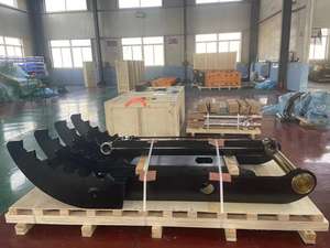 Excavadora R225L con pulgar hidráulico, Cubo de pulgar - Product Image 4