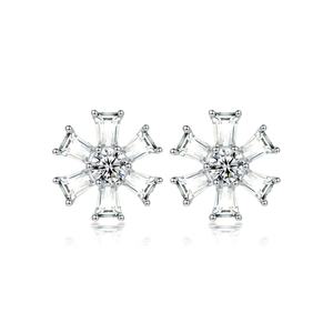 Pendientes de Plata de Ley 925 con Forma de Copo de Nieve, Geométricos, Modernos, Minimalistas, de Lujo, con Circonita Cúbica, para Mujer - Product Image 1