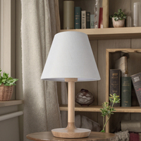Lampe de Table Vintage en Bois de Pin Blanc E27 Base en Bois Lampe de Lecture Électrique de Chevet Tissu Style Européen Alimentation AC pour Salle de Lecture