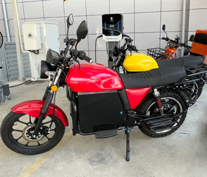 CKD SKD 17 pouces 2 passagers <span class=keywords><strong>moto</strong></span> électrique 3000W 75 km/h vitesse maximale <span class=keywords><strong>moto</strong></span> électrique rapide <span class=keywords><strong>moto</strong></span> électrique à grande vitesse - Product Image 2