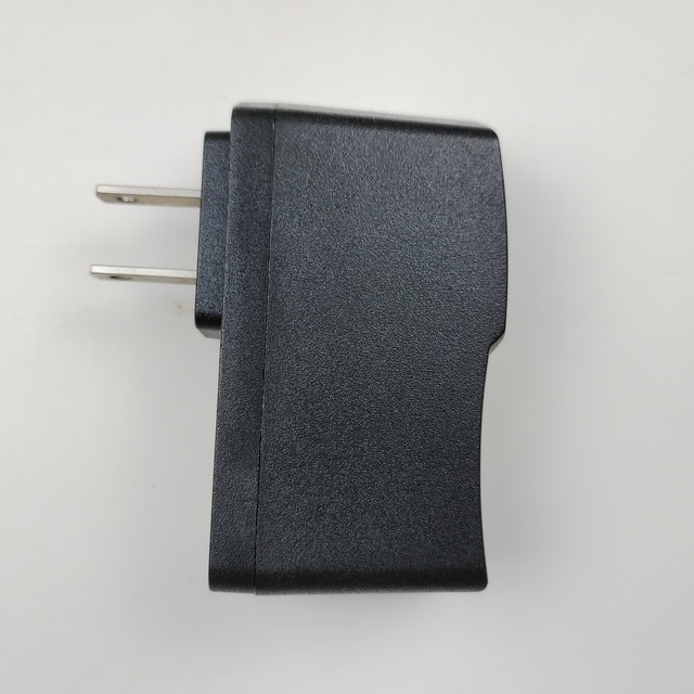 Small Appliances and Mobile Phone Accessories Power Adapter USB Port with 5V to 13V DC Output 1A to 3A Charger Adapter