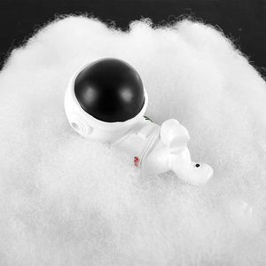 Lámpara LED Especial de Astronauta con Nubes Coloridas, Luz Nocturna con Efecto Arcoíris USB, Lámpara Nocturna para Dormitorio Infantil, Regalo Creativo de Cumpleaños - Product Image 4