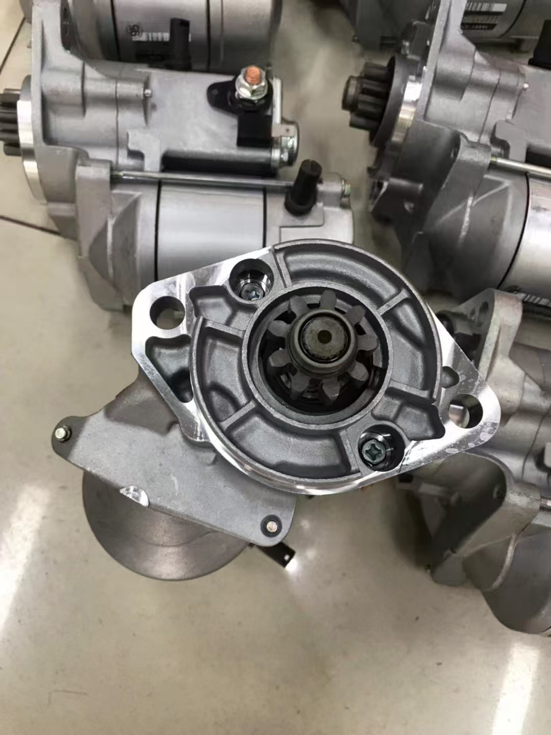 D1503 D1703 V2003 Diesel Denso Starter Motor 15461-63010 15461