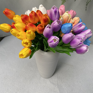 Fleur artificielle en forme de tulipe en caoutchouc souple, <span class=keywords><strong>tige</strong></span> flexible, pour décoration intérieure et extérieure, fleurs en soie au toucher réel, vente en gros - Product Image 4