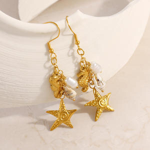 Pendientes Colgantes Chapados en Oro con Estrella de Mar y Caballito de Mar, Estilo Veraniego de Playa con Conchas Naturales, Pendientes de Acero Inoxidable Chapados en Oro de 18k - Product Image 3