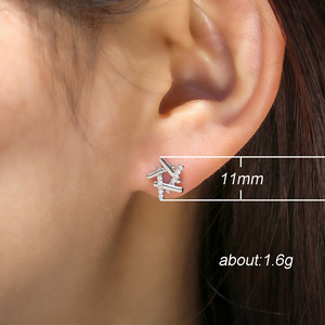 Orecchini a Perno con Linee Geometriche in Pietra per Donne, Gioielli Minimalisti Creativi alla Moda - Product Image 5
