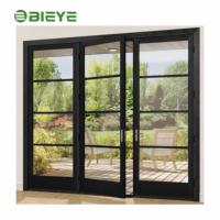 Porte battante en aluminium de style français à verrous multiples, alliant esthétique épurée et design écoénergétique