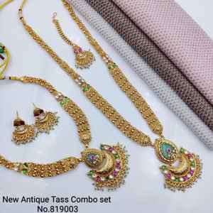 Conjunto de Joyería de Diseño Largo Chapado en Oro, Collar y Aretes Hechos a Medida para Bodas de Mujeres - Product Image 2