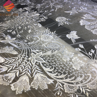 Prix de gros, dentelle française en tulle brodée à la main, dentelle blanche perlée personnalisée pour robe de mariée, robe de soirée