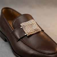 Boucles de chaussures carrées en alliage de zinc avec logo personnalisé, strass et zircon argenté, accessoires pour mocassins et sandales