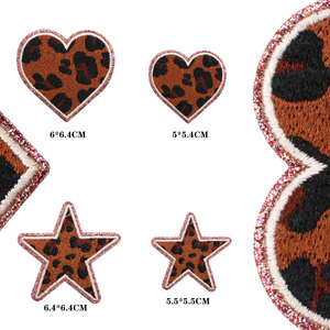 Toppe in Pelle Ricamate con Stampa Leopardata a Forma di Cuore e Stella a Cinque Punte per Borse e Abbigliamento - Vendita all'Ingrosso - Product Image 3