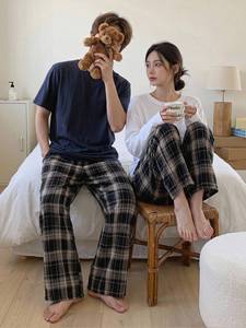 Vêtements de nuit rayés en coton pour couple, pantalons de pyjama personnalisés pour homme et femme, fabricant de vêtements au Vietnam - Product Image 2