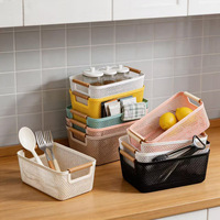 Panier de rangement rectangulaire multifonctionnel en plastique avec poignée pour collations, articles divers, salle de bain, cuisine, rangement égouttoir