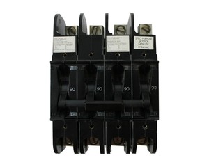 PLC <strong>HEINEMANN</strong> CF4-G3-DU 4 PANEL CIRCUIT BREAKER 4 POLES 90A 240 VDC Warranty Product - Product Image 1