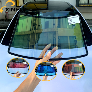 Film solaire pour <span class=keywords><strong>pare</strong></span>-<span class=keywords><strong>brise</strong></span> de voiture, teinte caméléon à changement de couleur, isolation <span class=keywords><strong>thermique</strong></span>, protection UV 99%, IR 7%-99%, VLT 50% 70% 80%, PET - Product Image 1