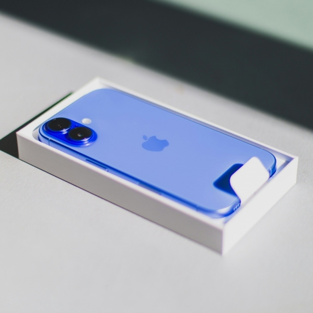 Used for IPhone16 I16 256GB 5G High Quality Unlocked Mobile Phones Good Condition Active US Version Supports CDMA LTE 5G AI