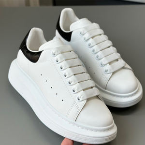 Mocasines Bordados <span class=keywords><strong>de</strong></span> Moda OEM ODM <span class=keywords><strong>para</strong></span> Hombre, Talla Grande, Ligeros, Antideslizantes, <span class=keywords><strong>Zapatos</strong></span> <span class=keywords><strong>de</strong></span> Cuero Casuales <span class=keywords><strong>para</strong></span> <span class=keywords><strong>Mujer</strong></span> - Product Image 4