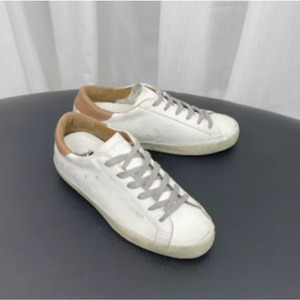 Zapatillas de Skate Unisex Brillantes de Caña Baja, Estilo Vintage, Zapatos Modernos para Todas las Edades - Product Image 3
