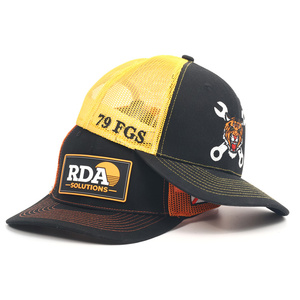 Hochwertige <span class=keywords><strong>Richardson</strong></span> 112 Trucker Caps mit Leder-Patch und Gummi-Patch - Product Image 3