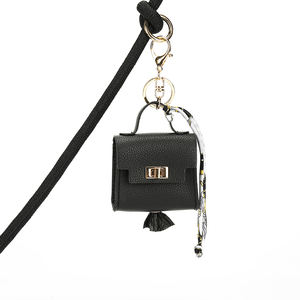 Porte-sac de merde pour chiot en cuir Pu distributeur de sac de merde pour chien vente en gros de sac de merde de chien en cuir végétalien - Product Image 1
